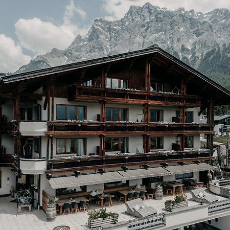 Alpenappartements Cristall Ehrwald Ngoại thất bức ảnh